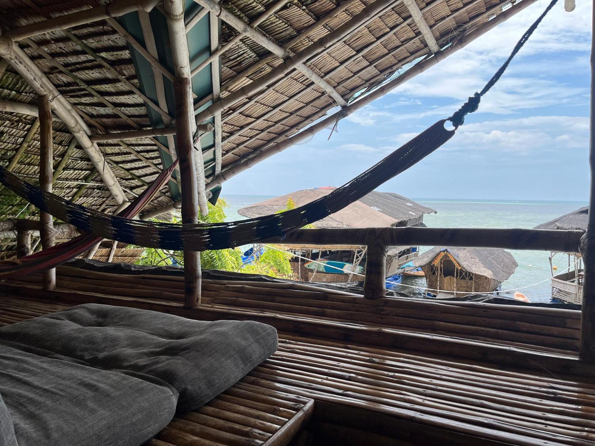 Bamboo Nest Beachfront Puerto Princesa Eksteriør bilde